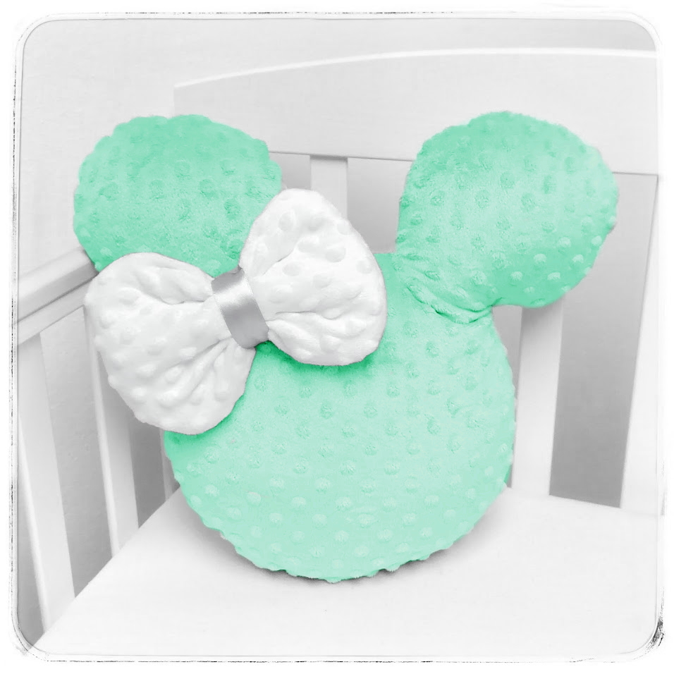 Polštářek do postýlky Minnie MINKY - mintový/bílá mašlička