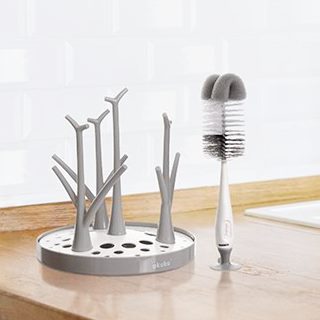 AKUKU® Kartáč s houbičkou a přísavkou na lahve a dudlíky - bílo-šedý