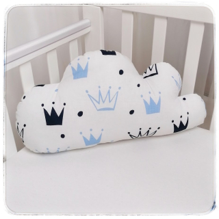 Dekorační polštářek Obláček Bavlna - Modré korunky